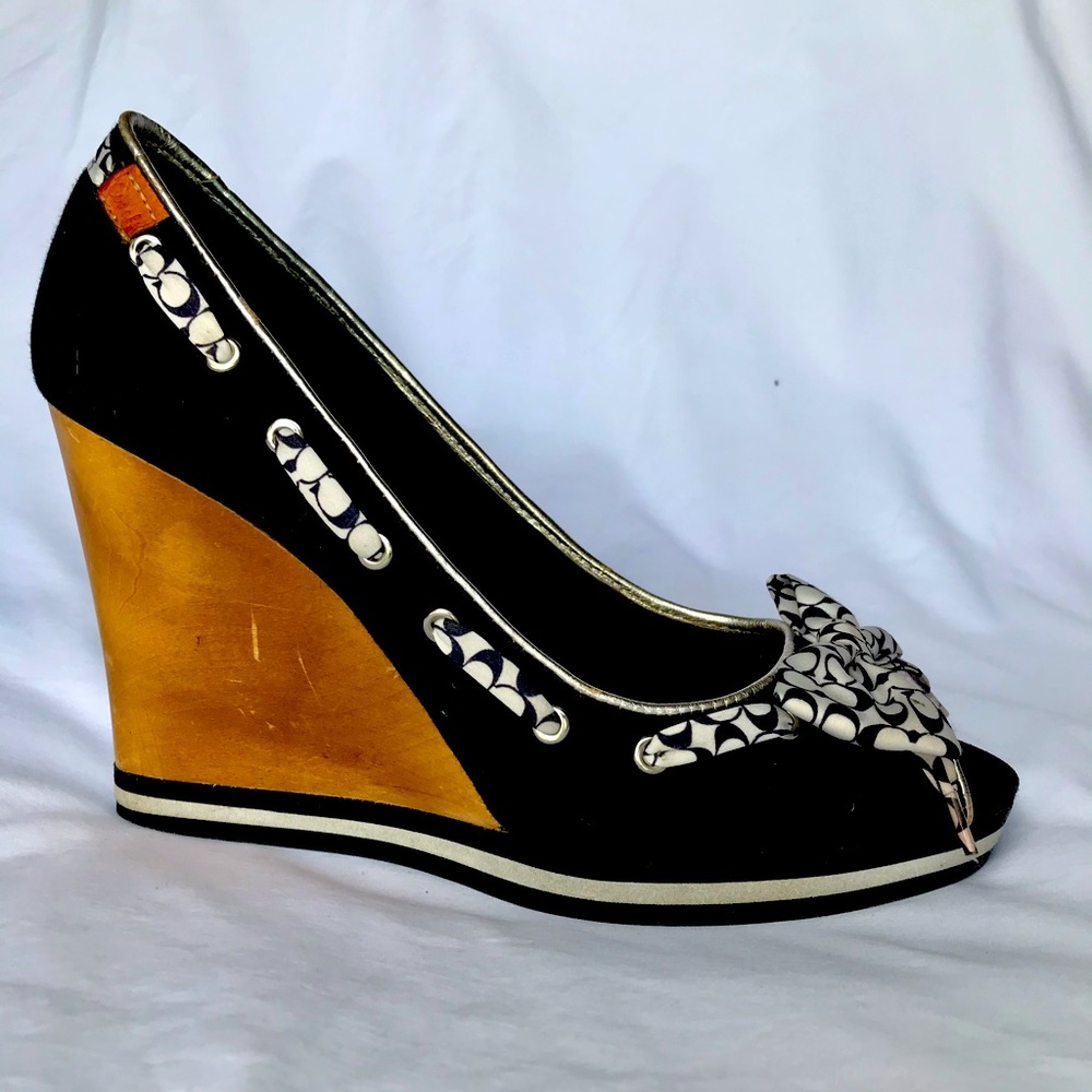Coach wedge size 8